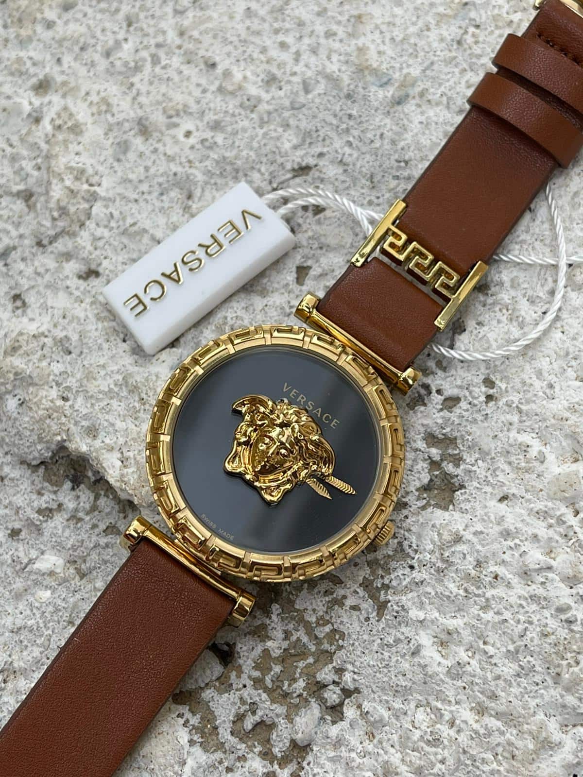 Versace Siyah Kadran Kahverengi Kordon Kadın Saat Modeli L-741