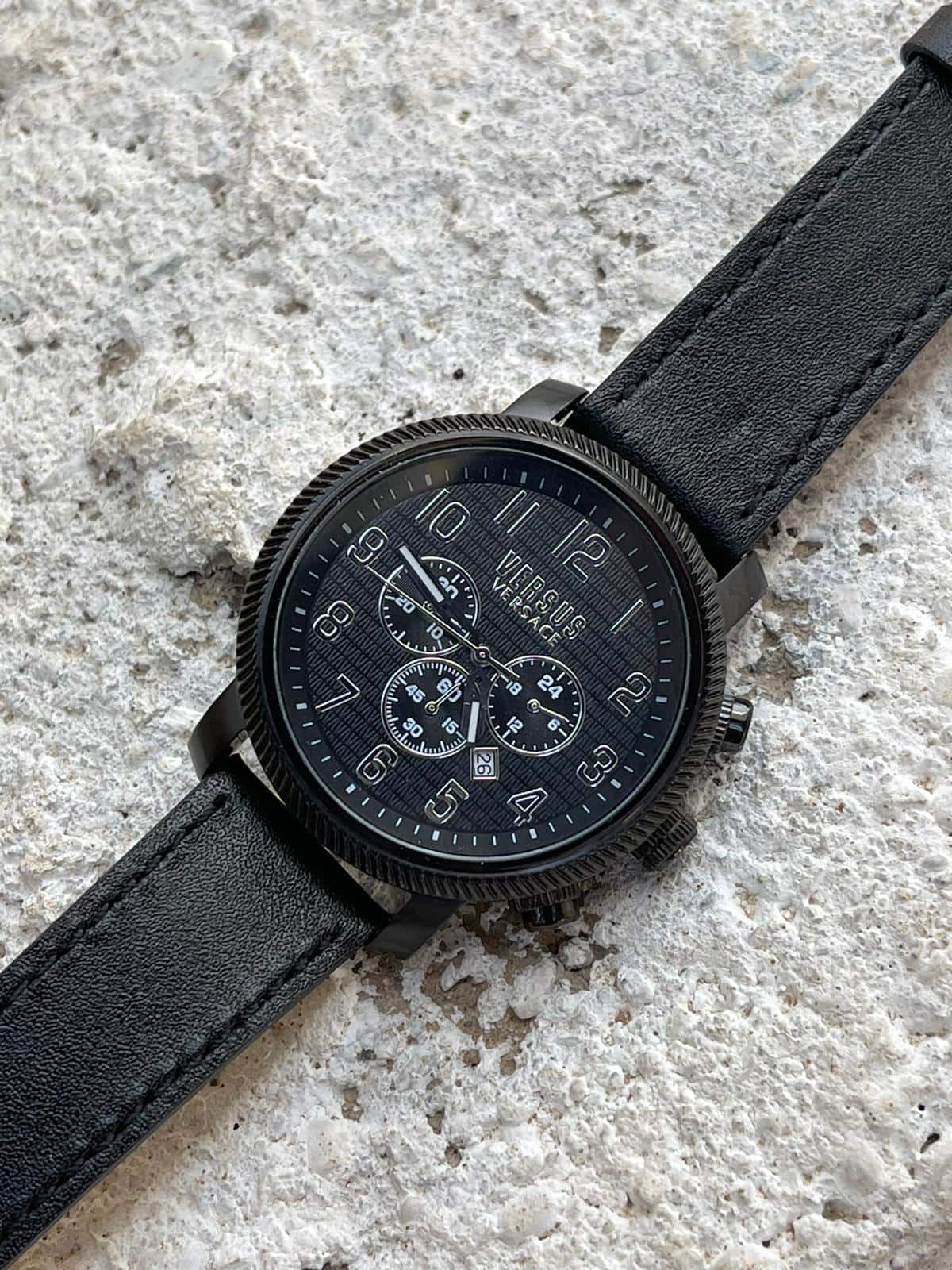 Versace Versus Siyah renkli Erkek saat modeli L-715