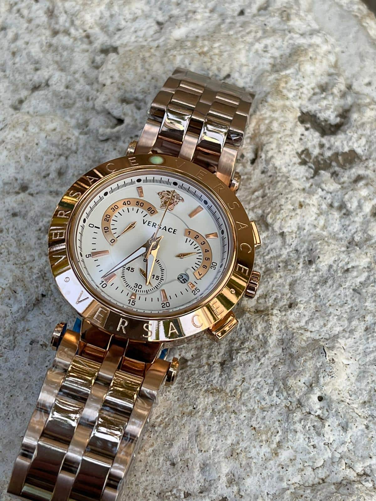 Versace Beyaz Kadran Bronz Çelik Kordonlu Erkek Saat Modeli L-771